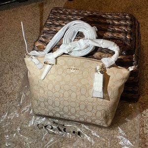 Brand new Coach Kelsey shoulder bag